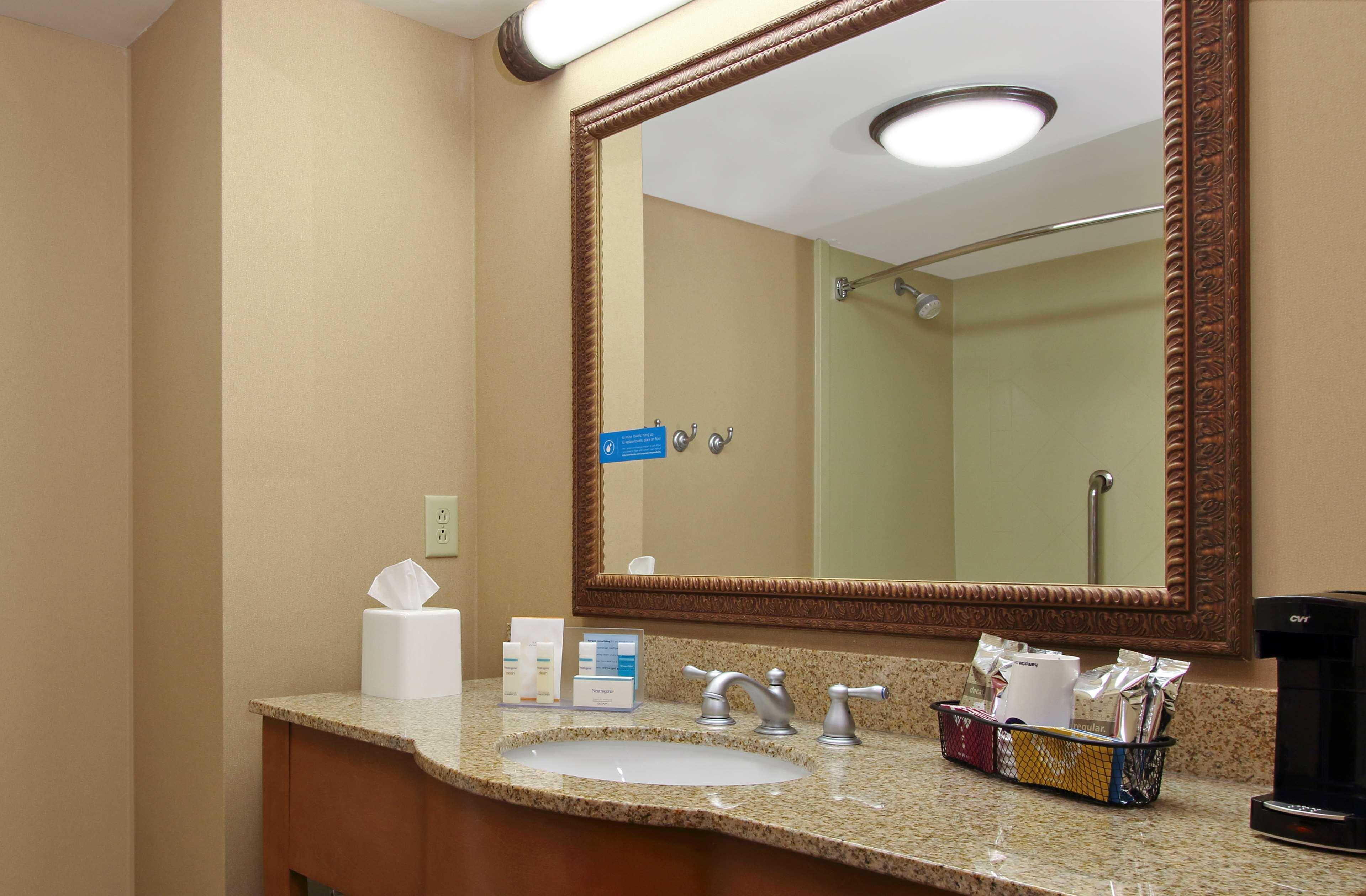 Hampton Inn & Suites מדיסונוויל מראה חיצוני תמונה