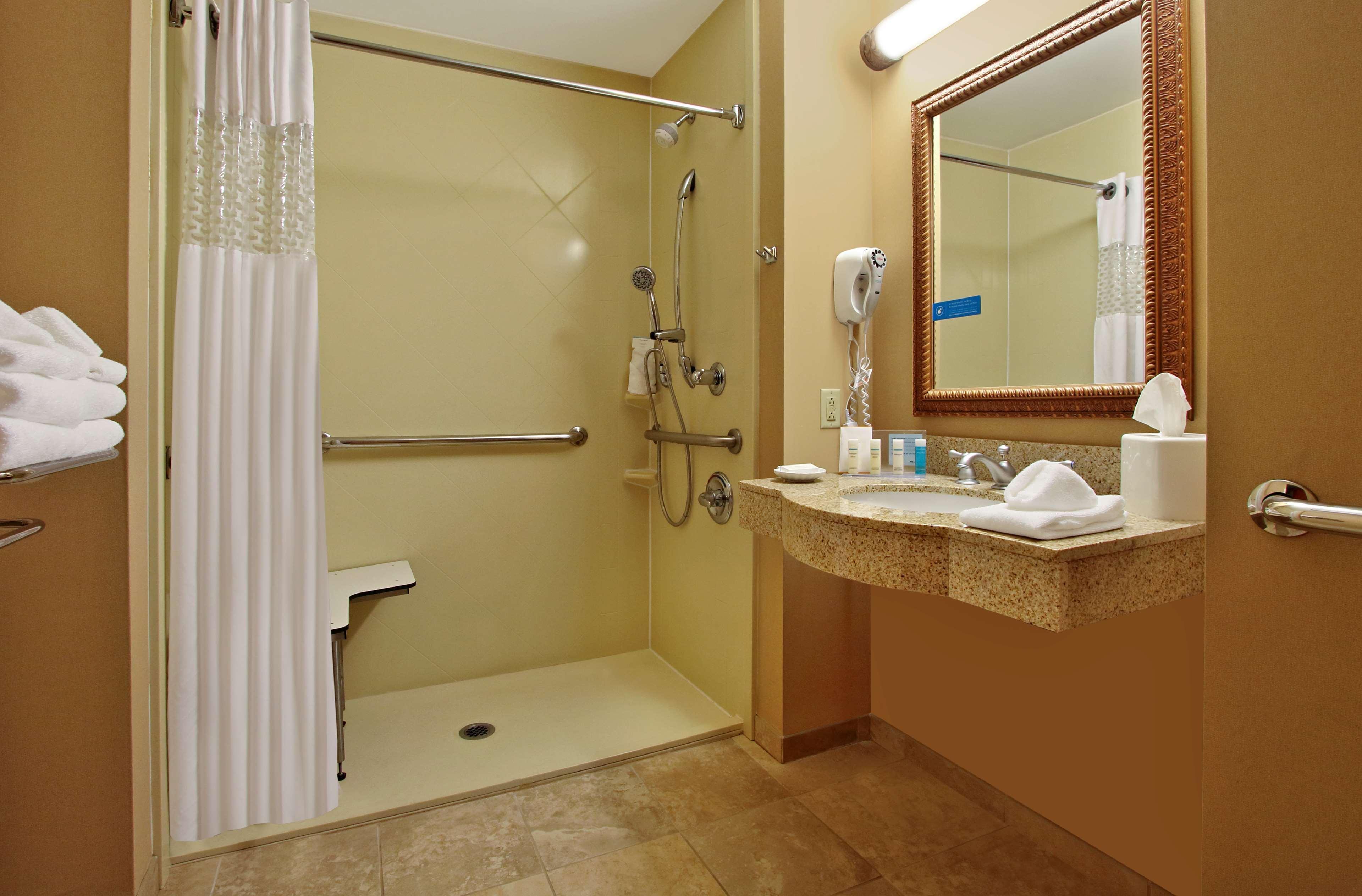 Hampton Inn & Suites מדיסונוויל מראה חיצוני תמונה
