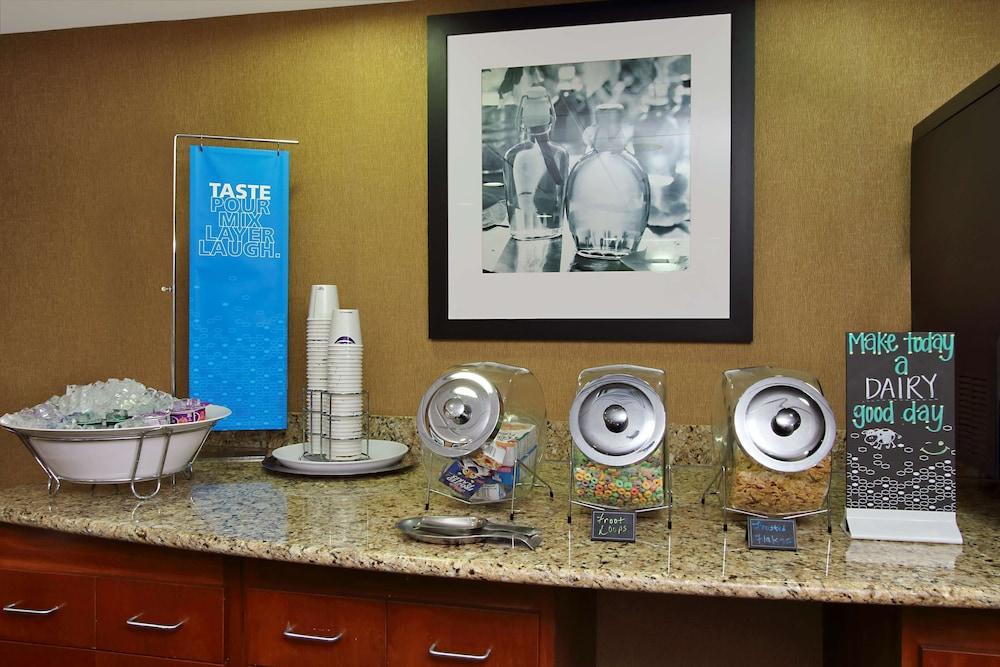 Hampton Inn & Suites מדיסונוויל מראה חיצוני תמונה