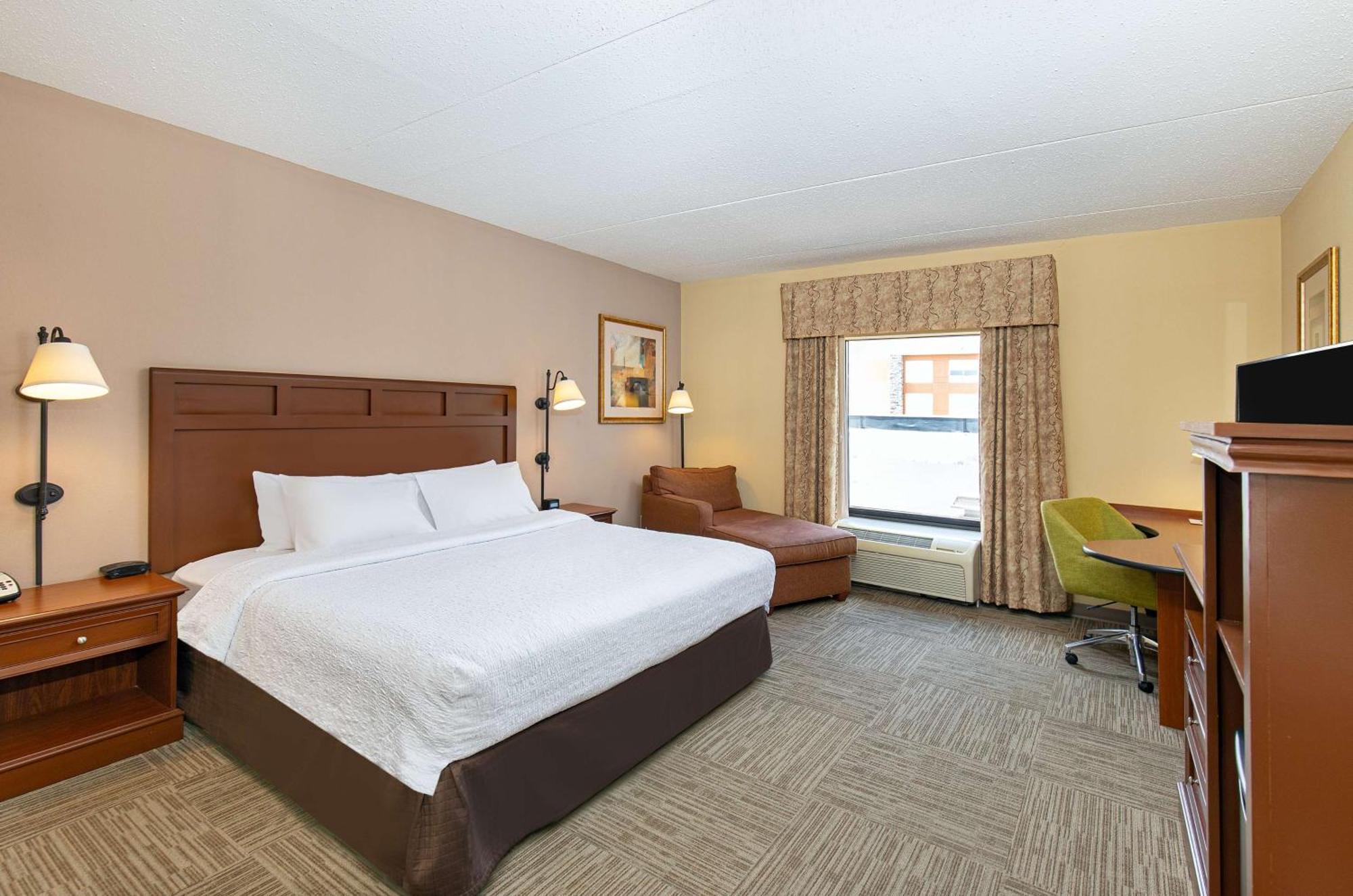 Hampton Inn & Suites מדיסונוויל מראה חיצוני תמונה