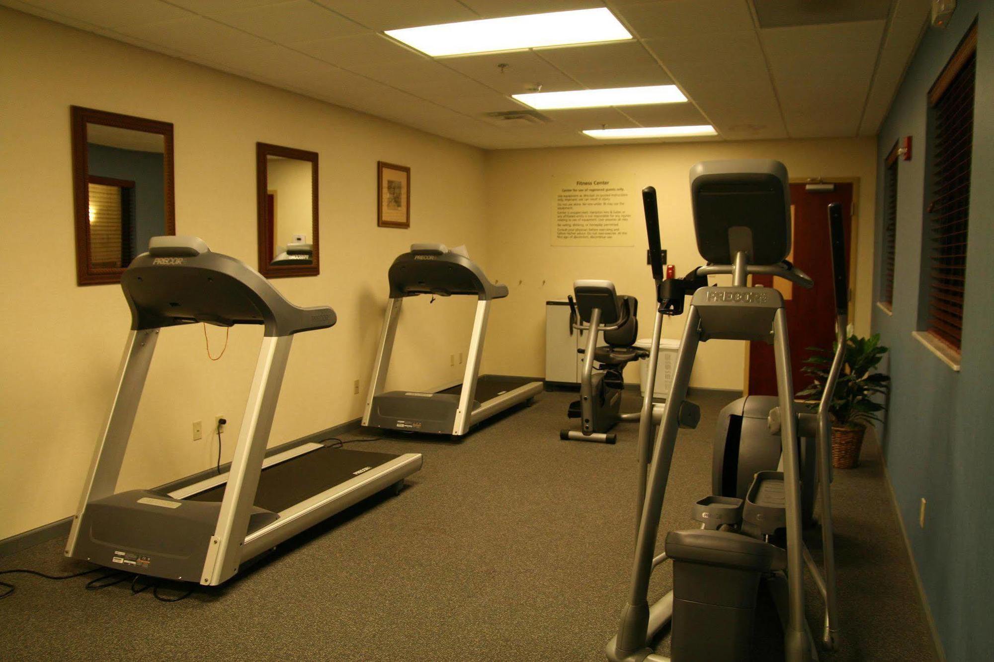 Hampton Inn & Suites מדיסונוויל מראה חיצוני תמונה