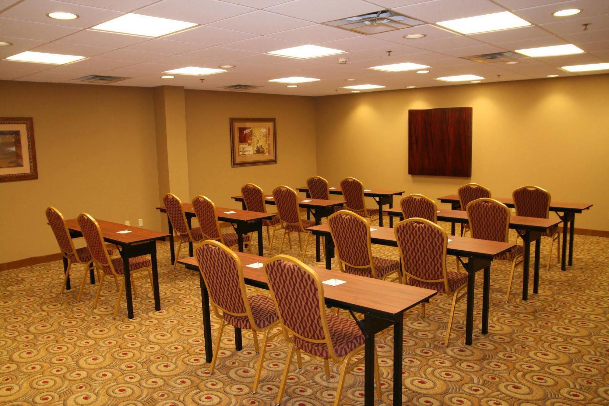 Hampton Inn & Suites מדיסונוויל מראה חיצוני תמונה