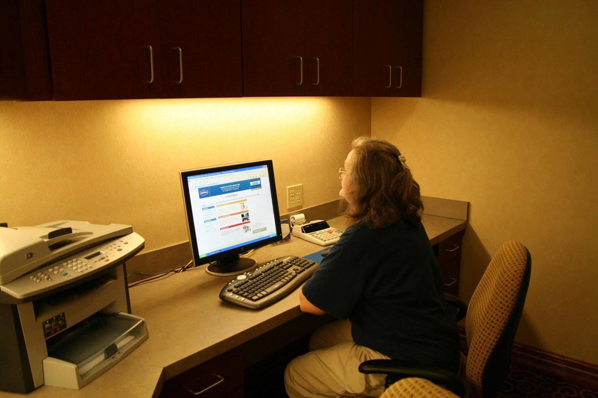 Hampton Inn & Suites מדיסונוויל מראה חיצוני תמונה